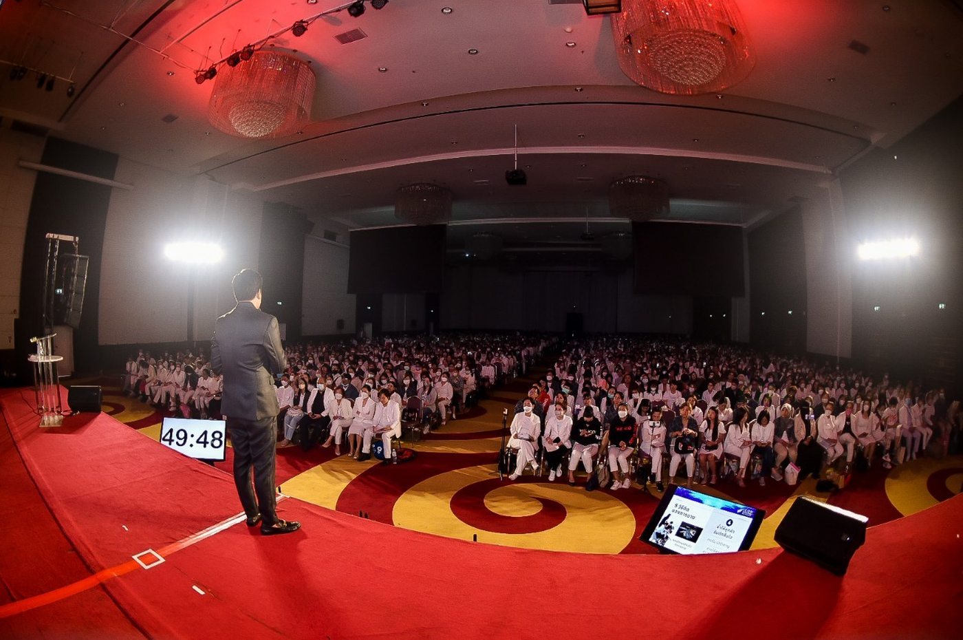โค้ชกิ๊กบนเวทีสัมมนาใหญ่